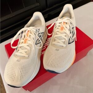 New Balance Brand New with Box
 Fresh Foam 520 v9 Running Shoes